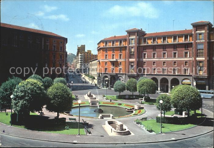 Bologna Piazza dei Martiri e Via Marconi Maertyrerplatz