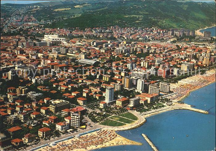 Pesaro Riviera Adriatica Fliegeraufnahme