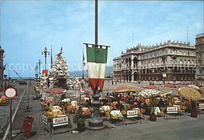 Trieste Piazza dell Unita d Italia Fontana dei Continenti Palazzo del Governo Ca