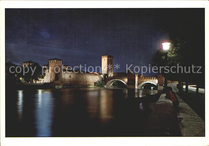 Verona Veneto Castelvecchio notturno Kastell Scaligero Nachtaufnahme