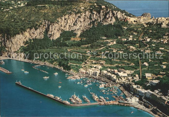Capri Porto Hafen Fliegeraufnahme