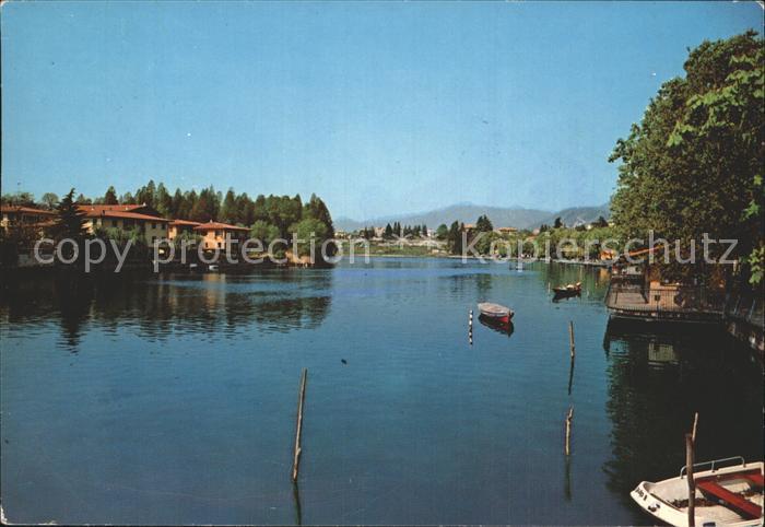 Sarnico Lombardia Scorcio del Lago d Iseo See