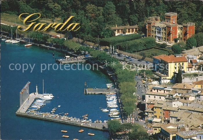 Garda Lago di Garda Hafen Schloss Gardasee Fliegeraufnahme