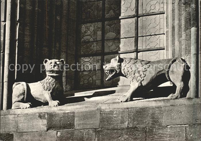 Worms Rhein Daemonen Plastiken am Ostchor Dom