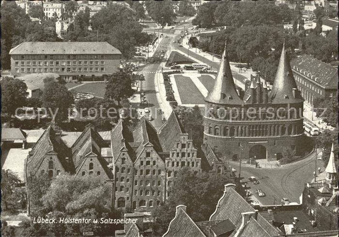 LueBECK CITY Holstentor Salzspeicher