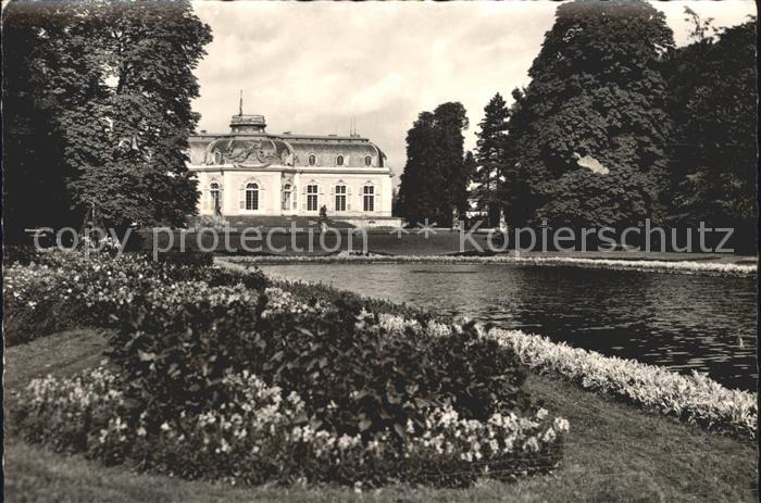 DuessELDORF CITY Schloss Benrath Teich