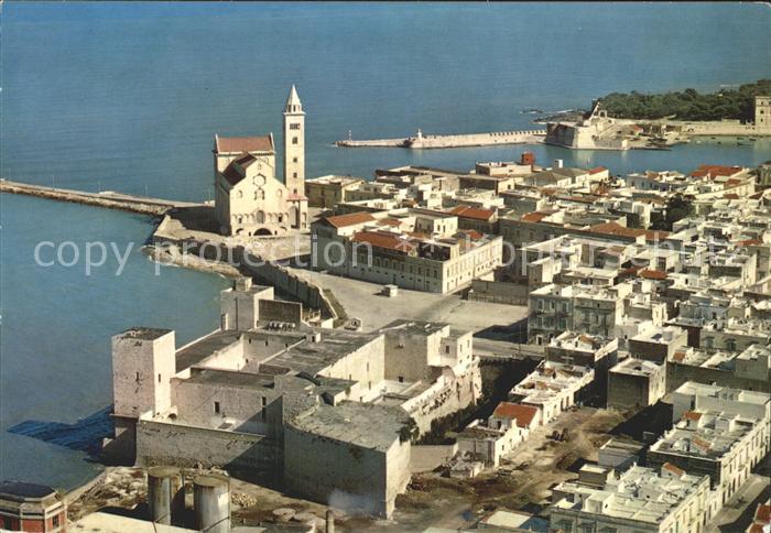 Trani Castello Svevo Cattedrale veduta aerea Schloss Kathedrale