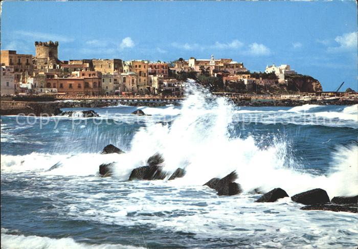 Forio d Ischia Mareggiata Stuermische See Brandung