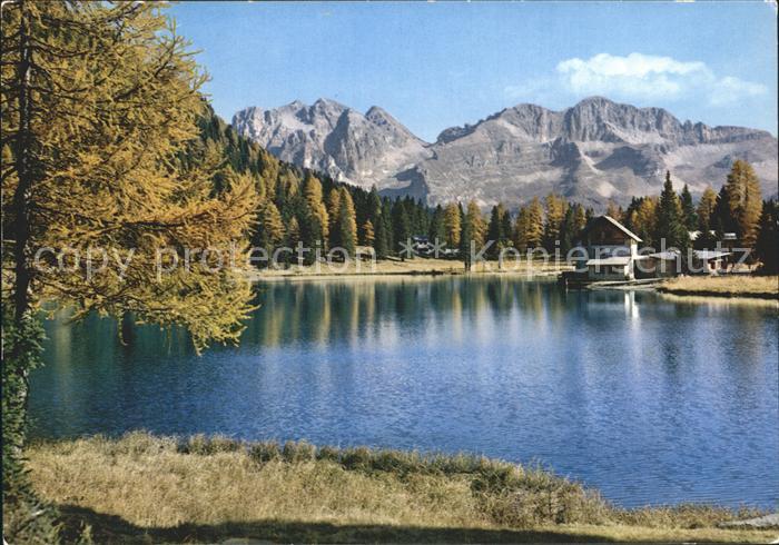 Madonna di Campiglio Dolomiti di Brenta Lago Nambino veduta d autunno Herbststim