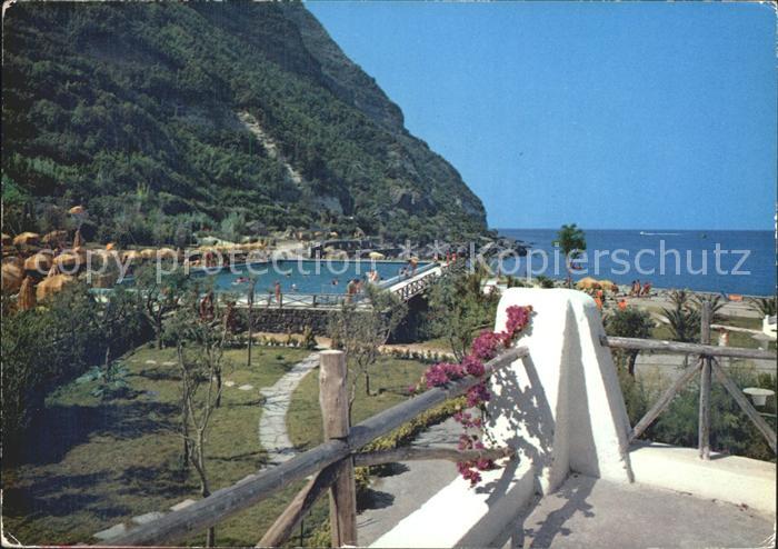 Porto d Ischia Giardini Poseidon Gaerten Schwimmbad Kueste