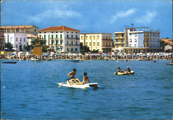 Bellaria Spiaggia e alberghi visti dal mare Strand Hotels