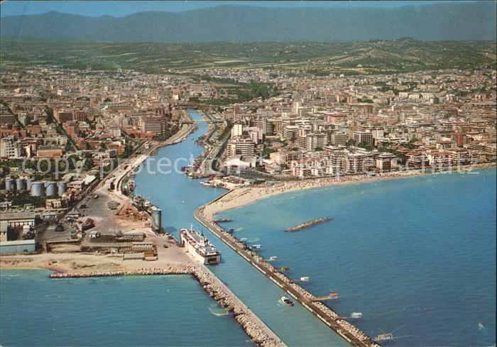 Pescara Portocanale Hafen Fliegeraufnahme