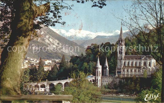 Lourdes Hautes Pyrenees Basilique et le Pic du Jer