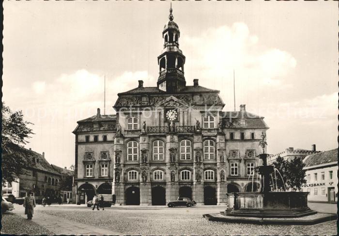 LueNEBURG  CITY Rathaus Brunnen