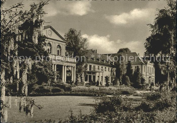 Bad Salzuflen Badehaeuser im Rosengarten