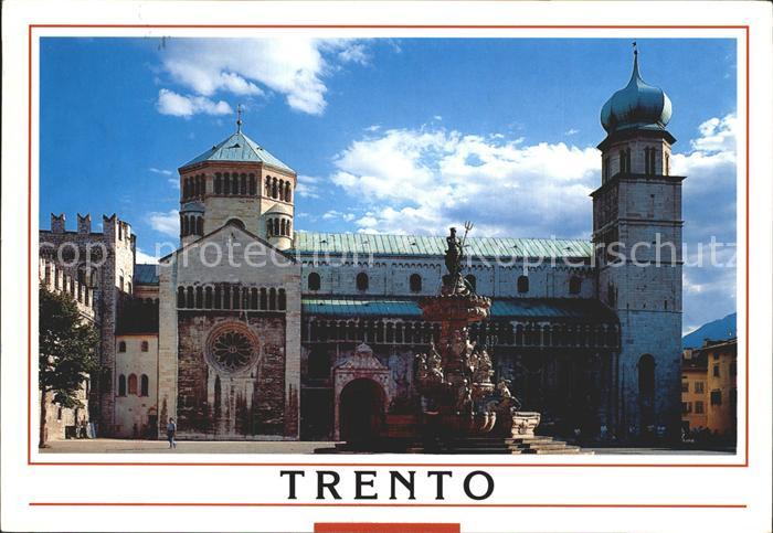 Trento Il Duomo Fontana de Nettuno