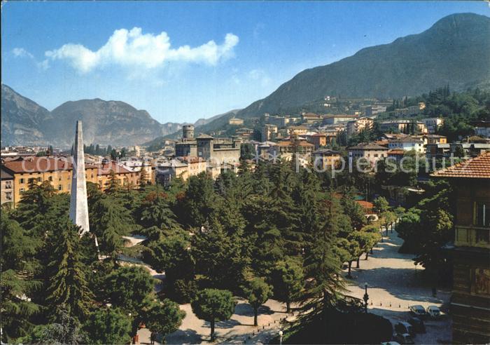 Trento Giardini di Piazza Venezia con Monumento ad De Gasperi