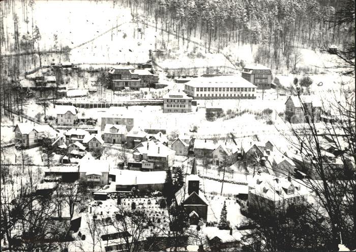 Schwarzburg Thueringer Wald Ortsansicht im Winter Handabzug