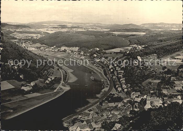 Koenigstein Saechsische Schweiz Panorama Blick von der Festung Elbtal