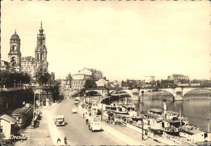DRESDEN Elbe Dampfschiff Landungsplatz Kirche Oper Bruecke
