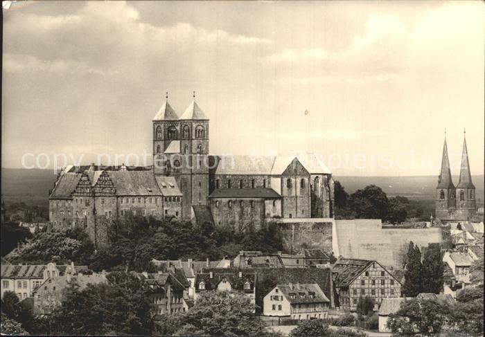 Quedlinburg Harz Blick von der Altenburg auf Schloss und Stiftskirche