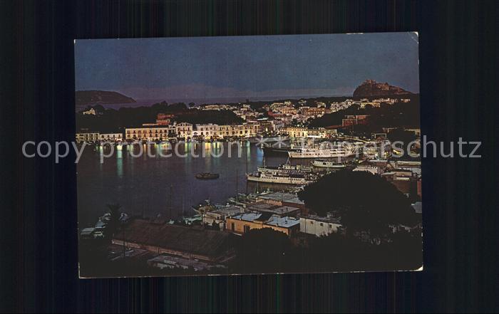 Ischia Visione notturna del porto Hafen Nachtaufnahme