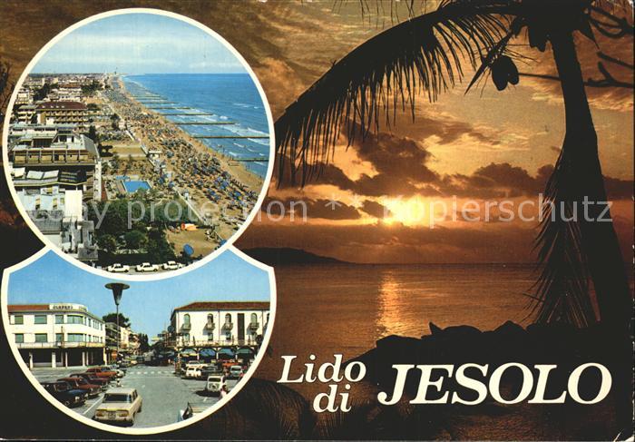 Lido di Jesolo Strand Sonnenuntergang unter Palmen