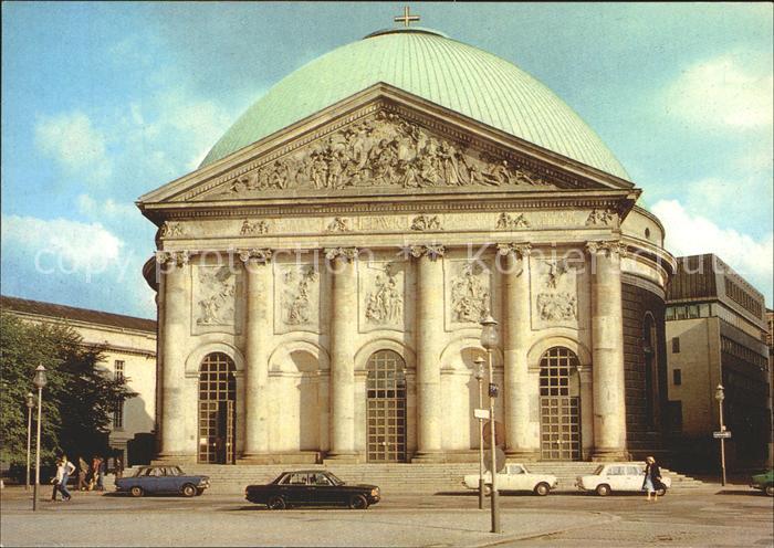 BERLIN  CITY Bischofs und Wallfahrtskirche St Hedwigs Kathedrale Katholikentreff
