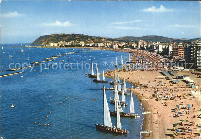 Cattolica Rimini Spiaggia Strand Segeln Fliegeraufnahme