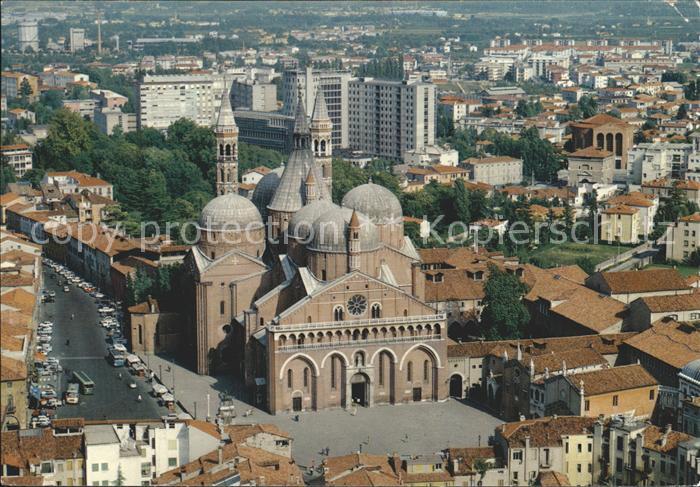 Padova La Basilica del Santo vista dall aereo