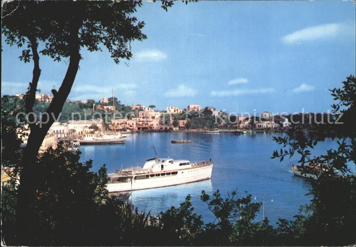 Ischia Angolo suggestivo del Porto