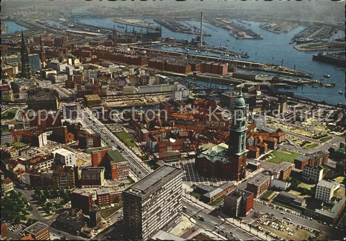 HAMBURG  CITY Michel Ost West Str Blick zum HafenFliegeraufnahme