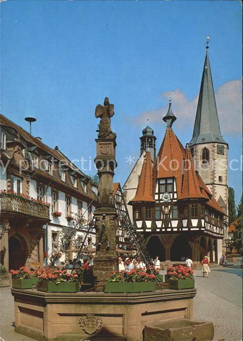 Michelstadt Marktplatz Brunnen histor Rathaus
