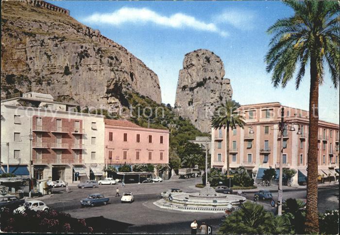 Terracina Piazza della Repubblica e Monte Giove