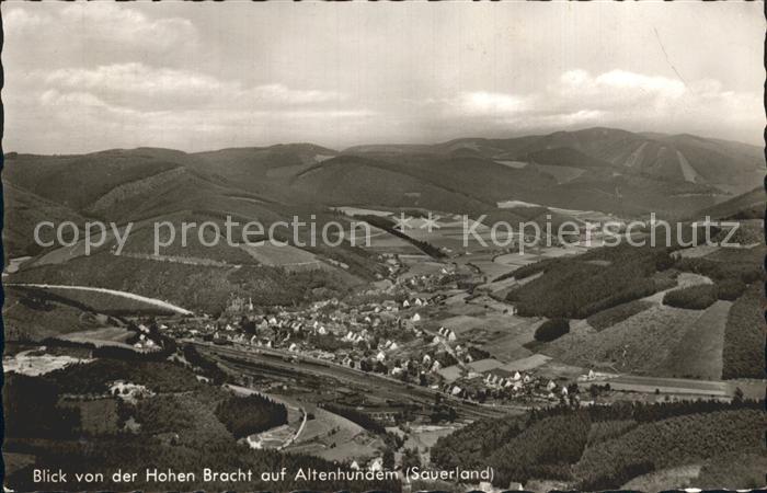 Altenhundem Panorama Blick von der Hohen Bracht