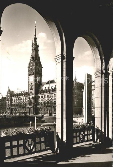 HAMBURG CITY Alsterarkaden Rathaus