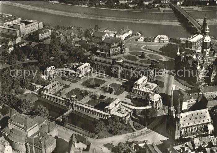 DRESDEN Elbe Zwinger Theaterplatz