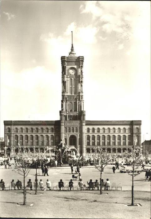 BERLIN  CITY Rathaus Neptunbrunnen