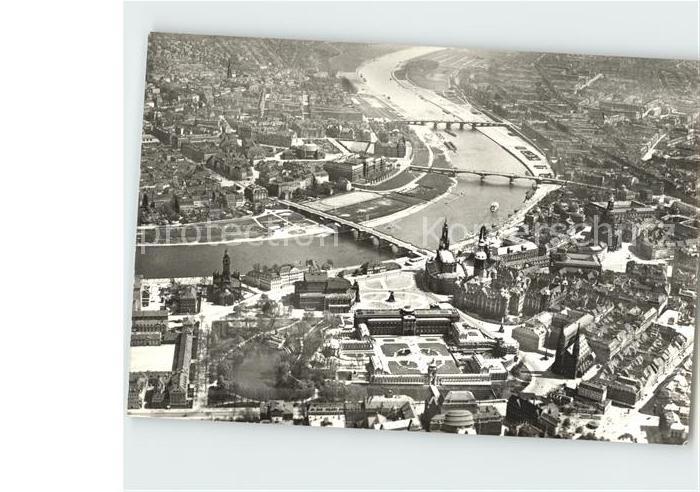 DRESDEN Elbe Fliegeraufnahme Elbebruecken