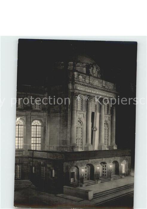 Karl-Marx-Stadt Opernhaus bei Nacht