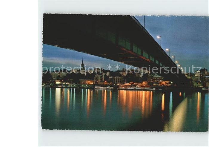 Beograd Belgrad Bruecke bei Nacht