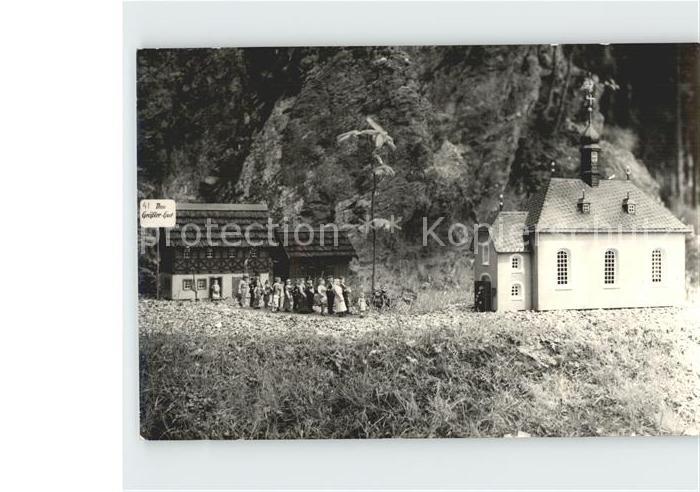 Waschleithe Heimatecke Brautzug mit Bonifatiuskirche in Zwoenitz