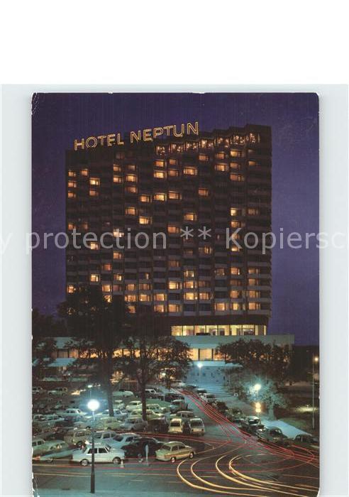 Warnemuende Ostseebad Hotel Neptun bei Nacht
