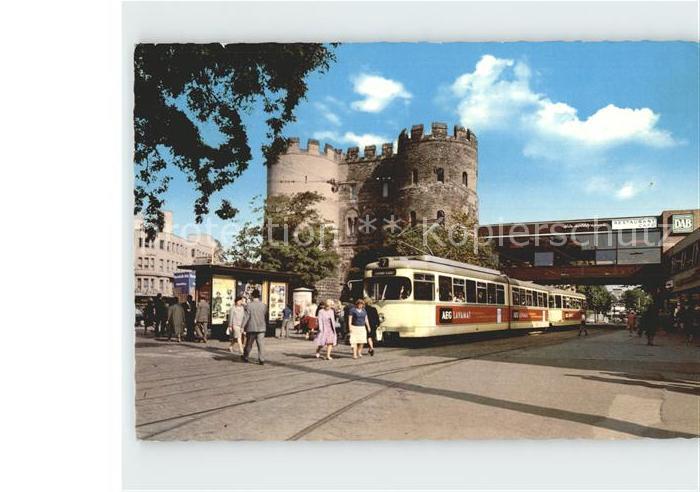 Koeln Rhein Hahnentor mit Strassenbahn
