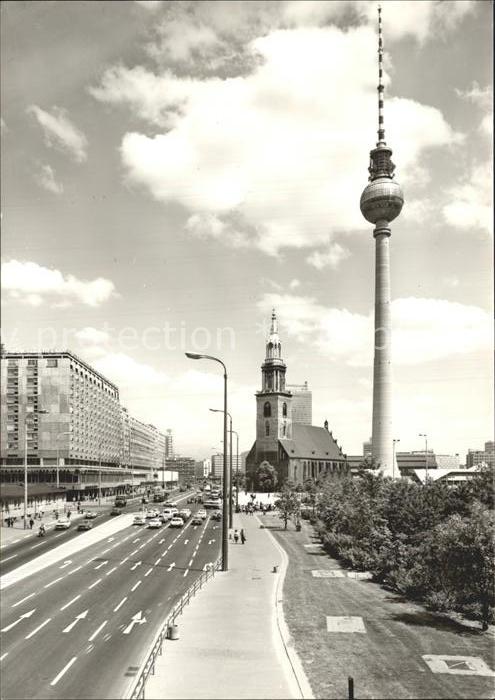 BERLIN  CITY Fernseh und UKW Turm Marienkirche