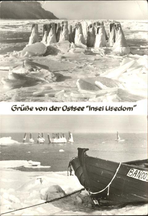 Usedom Mecklenburg-Vorpommern Eisschollen in der Ostsee Boot am Strand