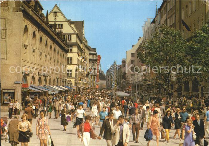 Muenchen Bayern Fussgaengerzone Neuhauserstrasse