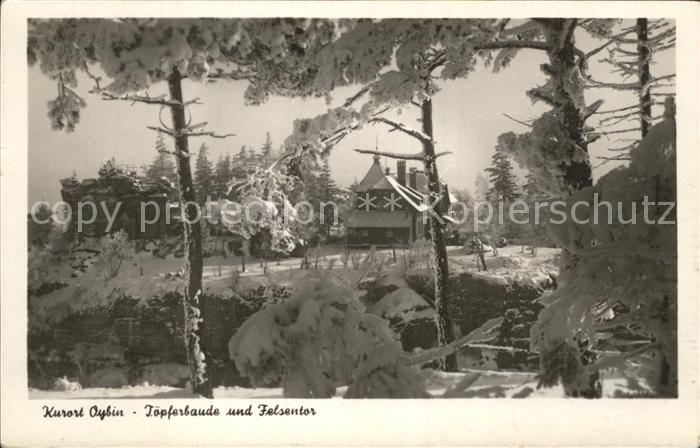 Oybin Sachsen Toepferbaude mit Felsentor