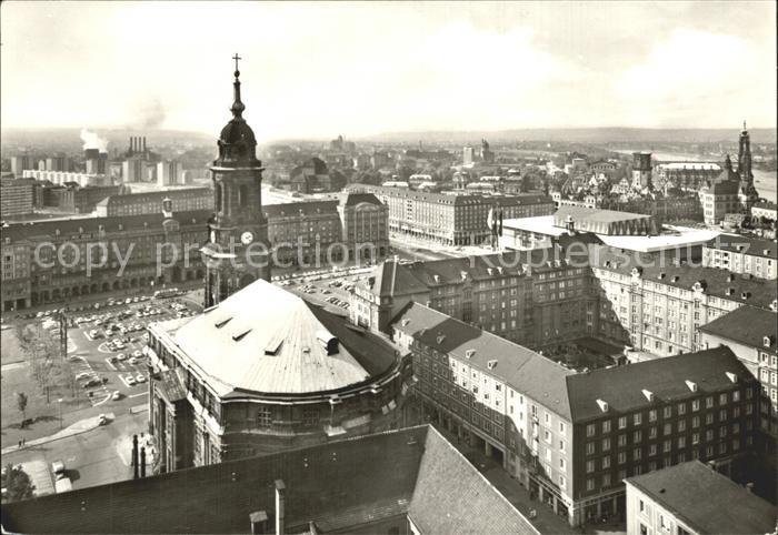 DRESDEN Elbe Blick vom Rathaus auf Kreuzkirche und Altmarkt