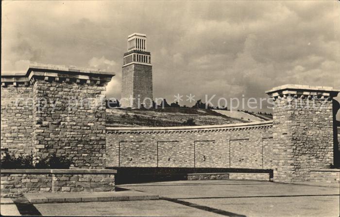 Buchenwald Weimar Mahn und Gedenkstaette Ringgrab 7 mit Turm